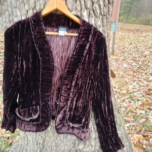 ⬇️ Price Drop! ⬇️ Fantazia Ruffled Crinkle Look Jacket in size M